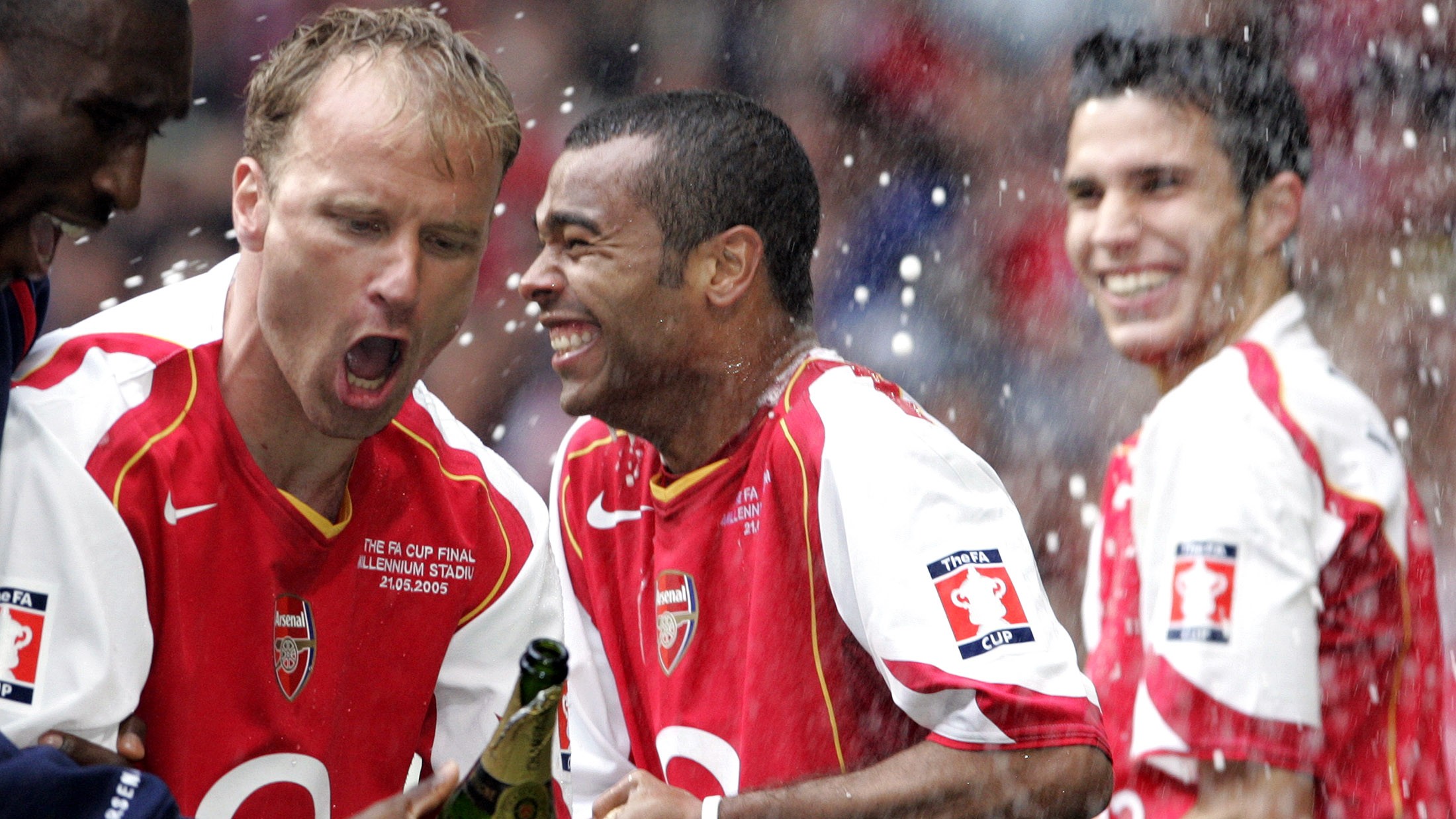 Campbell, Bergkamp, Cole, Van Persie (©Reuters Photographer/Gallo Images)